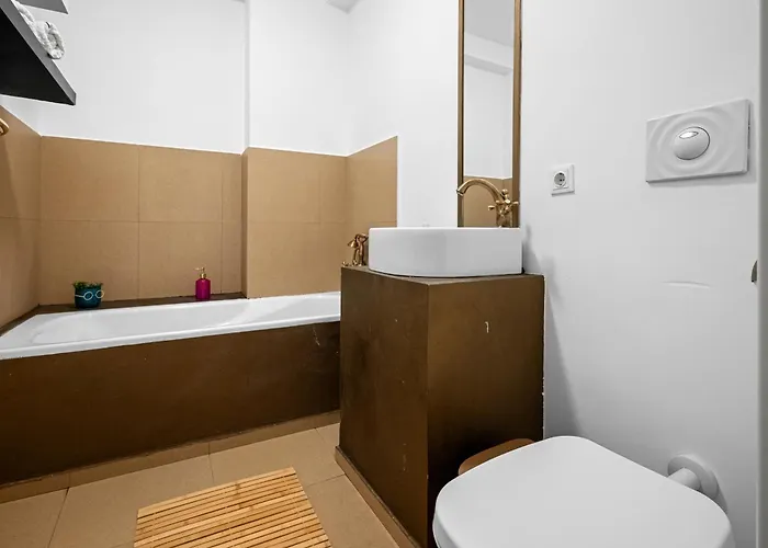 Appartamento Stepup Apartment, Center Bucharest, Magheru Blvd View, Elegant Bucarest