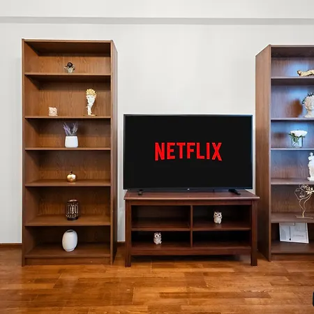 Stepup Apartment, Center Bucharest, Magheru Blvd View, Elegant Апартаменти *